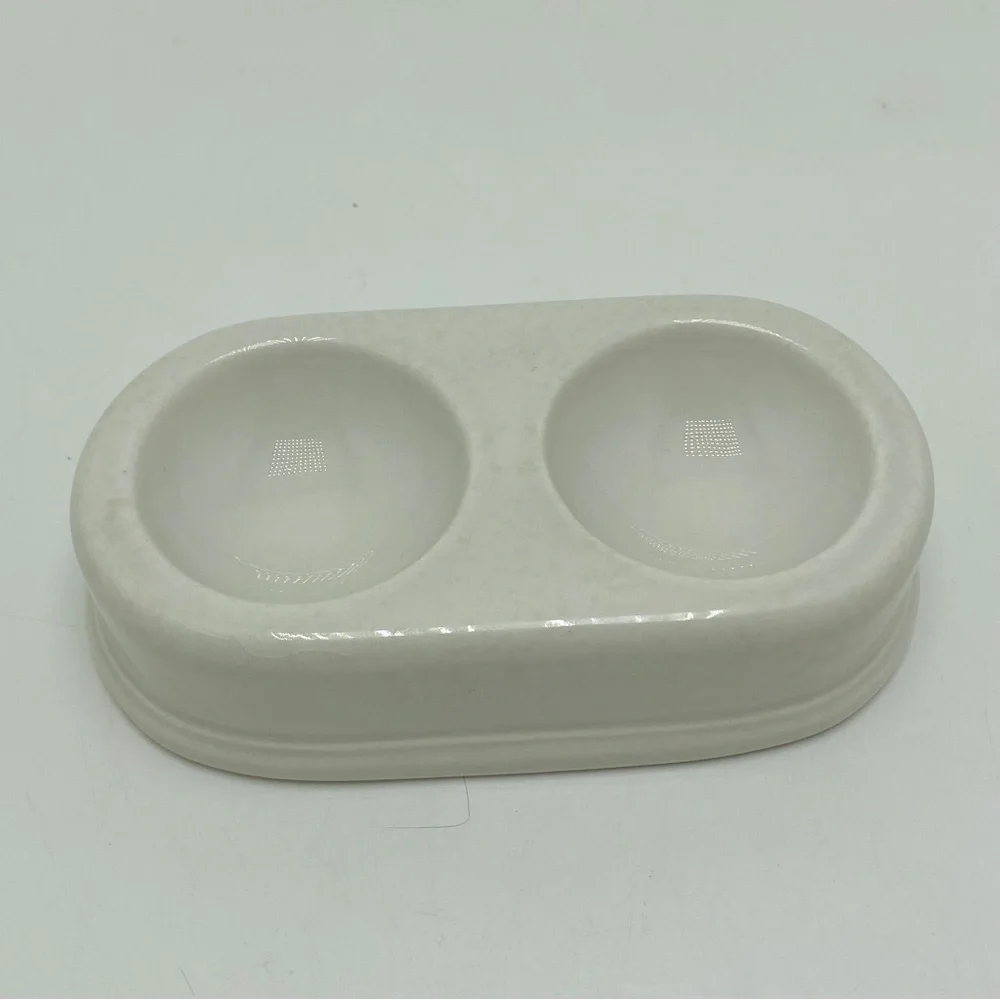 2012 Williams Sonoma Antique White Porcelain Salt & Pepper Cellars